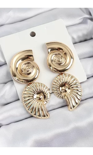 Pirinç Sarmal Sallantılı Deniz Kabuğu Vintage Model Gold Renk Küpe