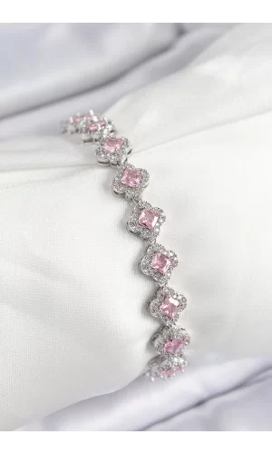 Pirinç Zirkon Taşlı Pembe Yonca Baget Model Gümüş Renk VIP Seri Kadın Bileklik
