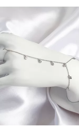 Pirinç Zirkon Taşlı Sallantılı Model Gümüş Renk Kadın Şahmeran