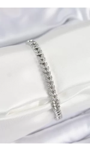 Pirinç Zirkon Taşlı Sıralı Yaprak Model Gümüş Renk Kadın Bileklik