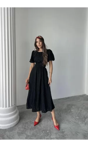 Siyah Balon Kol Kuşaklı Elbise