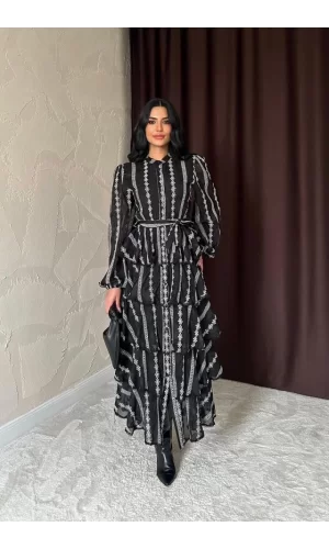 Siyah Uzun Volanlı Elbise