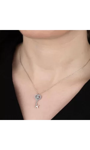 Luz&Pos Swarovski Taşlı Gümüş Anahtar Bayan Kolye
