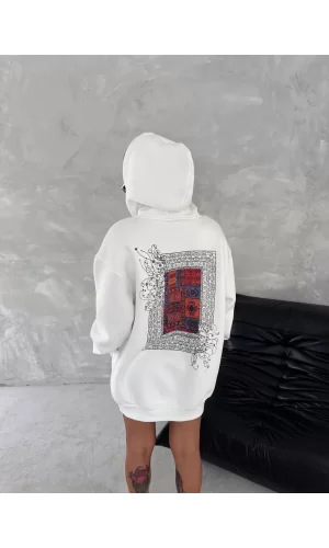 Luz&Pos Uzun Kol Kapüşonlu Ön Ve Arka Baskılı Sweatshirt - Beyaz
