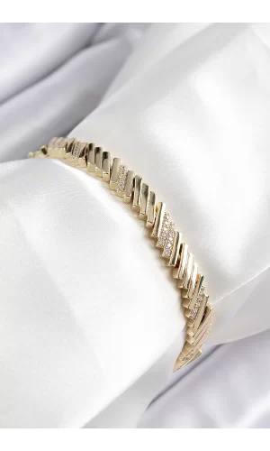 Xuping Pirinç Zirkon Taşlı Eğimli Blok Model Gold Renk Kadın Bileklik