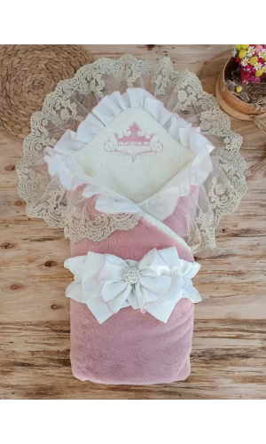 Luz&Pos Yenidoğan Wool Yün Kumaş Taç Nakışlı Güpür Duvaklı Fiyonk Prizma Taş Unisex Kundak Bebek Battaniyesi Pembe
