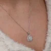 Luz&Pos Gümüş Beyaz Manolya Çiçeği Kadın Kolye