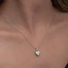 Luz&Pos Gümüş Beyaz Taşlı Kalpli Kadın Kolye