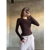 Parmak Geçmeli Buzi Body - Kahve