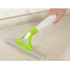 Su Hazneli Ve Spreyli Cam Silme Aparatı
