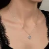 Luz&Pos Swarovski Taşlı Gümüş Dörtgen Bayan Kolye
