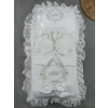 Luz&Pos Yenidoğan Antalya Taç Nakışlı Kundaklı Trilüks Unisex 3lü Alt Açma Seti Ekru