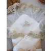 Luz&Pos Yenidoğan Gold Zümrüt Taşlı Prizma Taç Nakışlı Lüks Duvaklı Kumru Kundak Bebek Battaniyesi Gold