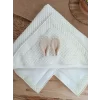 Luz&Pos Yenidoğan Kulaklı Şapkalı Düğme Detaylı Fiyonklu Bebek Battaniyesi Kundak Krem