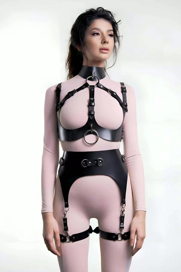 Halkalı Göğsü Açık Deri Jartiyer Harness Takım - Brf1231