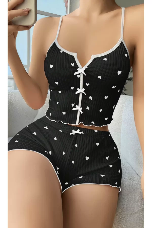 Kadın Siyah Kalp Desenli Askılı Şortlu Pijama Takım 6650
