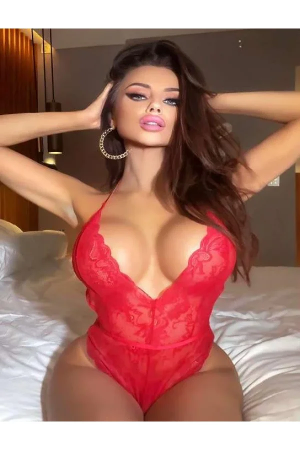 Kırmızı Dekolteli Dantelli Fantezi Askılı Babydoll