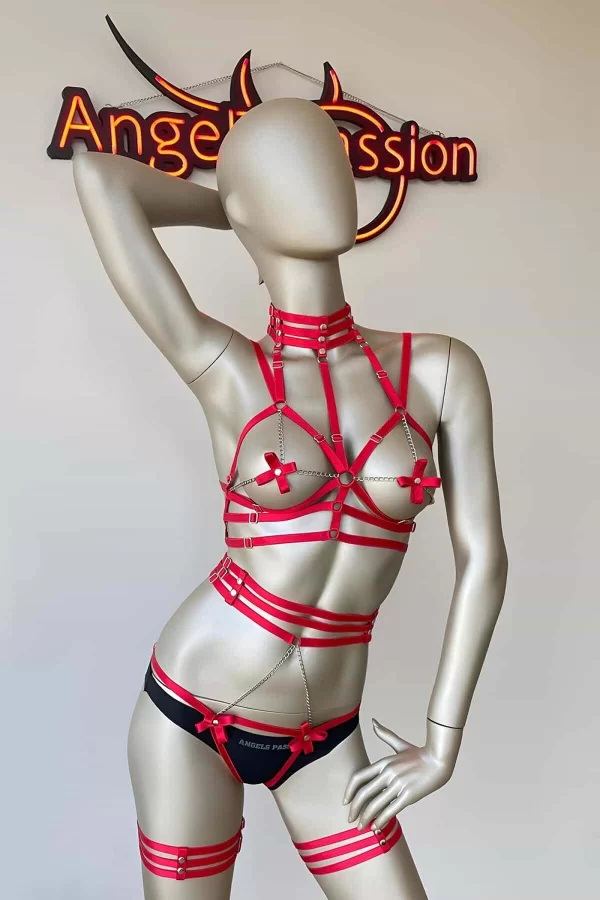 Kırmızı Fiyonk Detaylı Şık Lastik Vücut Harness