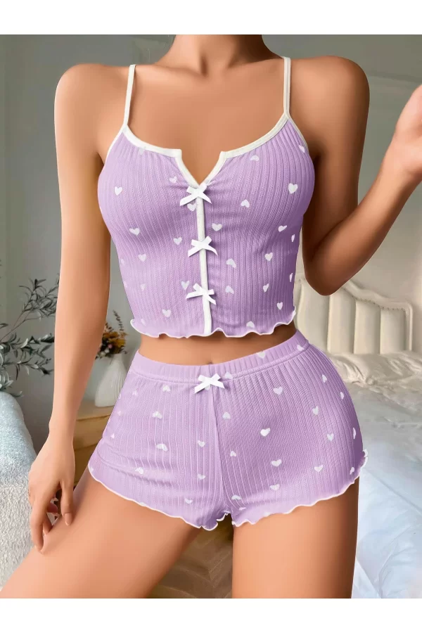 Lila Üstüne Beyaz Kalp Desenli Askılı Şortlu Pijama Takımı