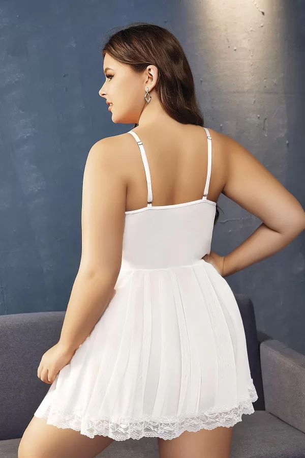 Luz&Pos Arias Closet Büyük Beden Beyaz Dantel İşlemeli İnce Askılı Gecelik