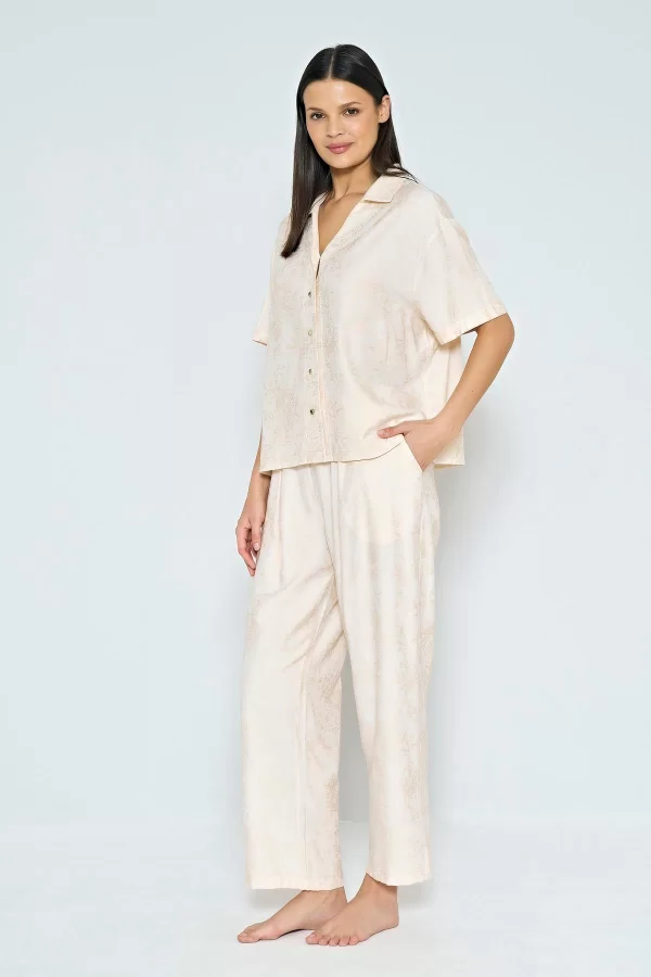 Luz&Pos Arias Closet Viskon Jakarlı Önden Düğmeli Bej Pijama Takımı