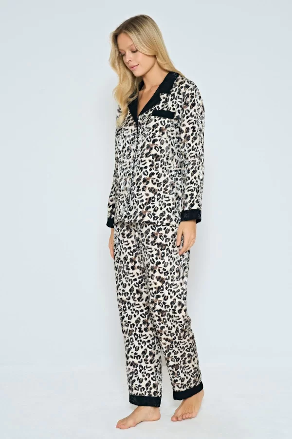 Luz&Pos Arias Closet Viskon Leopar Desenli Önden Düğmeli Pijama Takımı