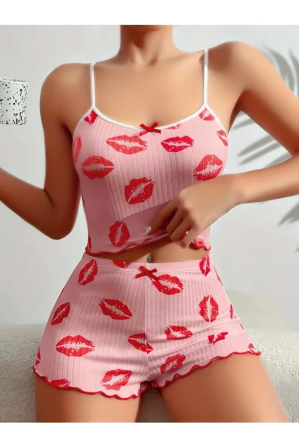Pamuklu Kiss Öpücük Desen Pembe Şortlu Pijama Takımı