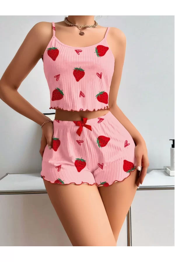 Pamuklu Pembe Üstüne Çilek Desen Fitilli Askılı Şortlu Pijama Takımı
