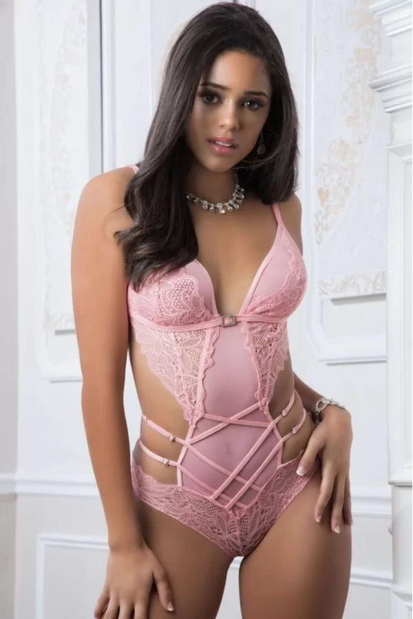 Pembe Dantel İşlemeli Maskeli Fantezi Body