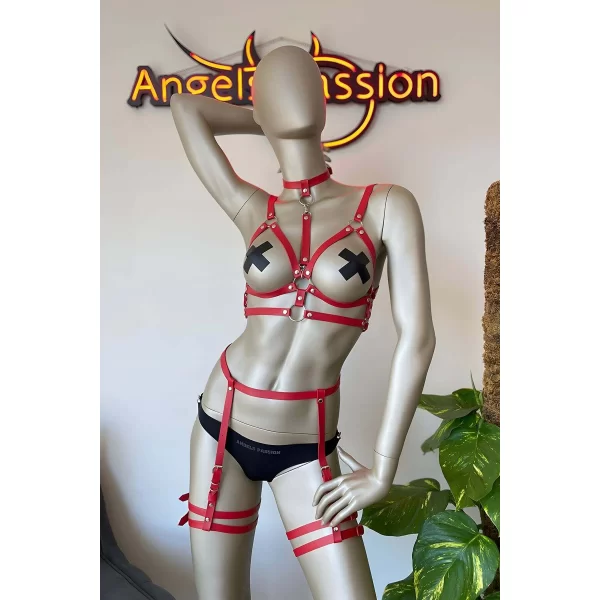 Kırmızı Deri Göğüs Üzeri Harness Ve Jartiyer Harness