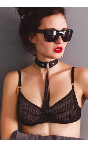 Aksesuarlı Siyah Deri Choker Boyunluk 1081