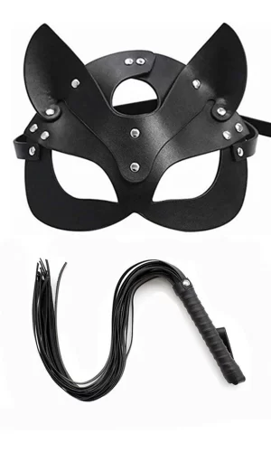 Fantezi Maske Ve Kırbaç