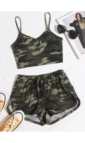 Kadın Kamuflaj Desenli Askılı Crop Top Ve Şortlu Gecelik Takım