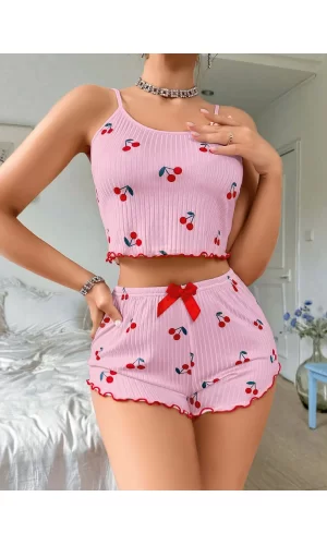 Kadın Pembe Kiraz Desenli Askılı Şortlu Pijama Takım