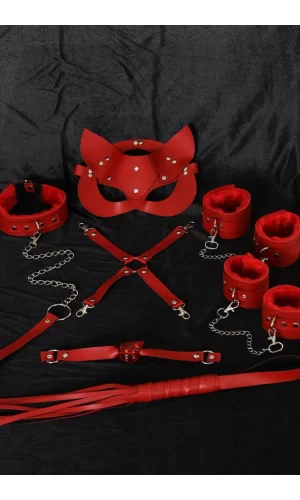 Kırmızı İçi Tüğlü Maske,kol,bacak,ağız Topu,kırbaç,tasma Set 700938
