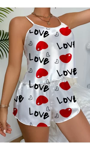 Love Desenli Beyaz Saten Şortlu Gecelik Takım