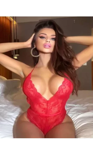 Luz&Pos Arias Closet Kırmızı Dekolteli Dantelli Fantezi Askılı Babydoll