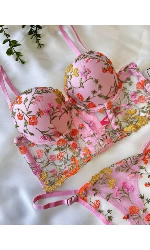 Özel Tasarım Pembe Dantel İşlemeli Çiçek Desenli Destekli Bralet Takımı