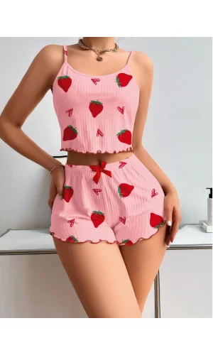 Pamuklu Pembe Üstüne Çilek Desen Fitilli Askılı Şortlu Pijama Takımı