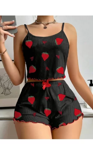 Pamuklu Siyah Üstüne Çilek Desen Fitilli Askılı Şortlu Pijama Takımı