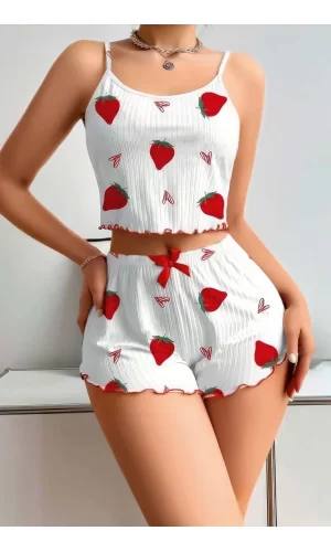 Penye Kumaş Çilek Desen Beyaz Şortlu Takım