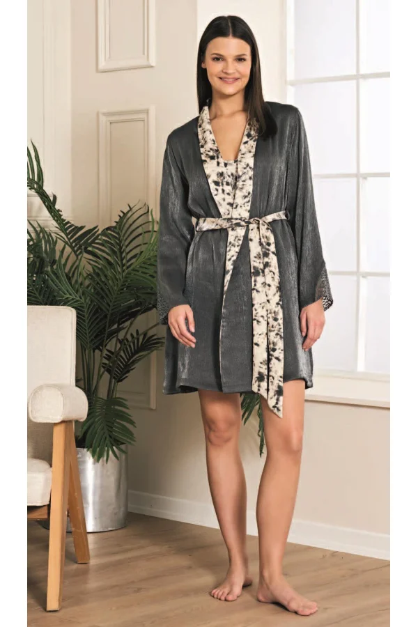 Luz&Pos Arias Closet Viskon Desenli Jakarlı Sabahlıklı Gecelik Takımı