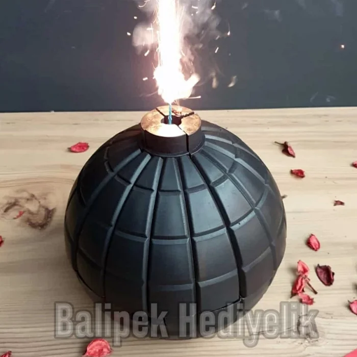 Patlayan Bomba - Batmayan Gemili Sürpriz Hediye Kutusu