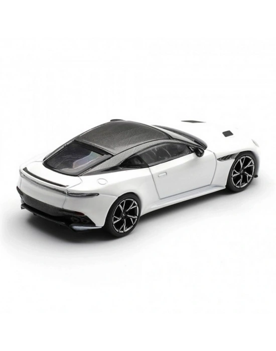 1/64 Aston Martin DBS Stratus White