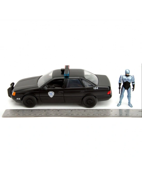 Figürü 1986 Model Aracı