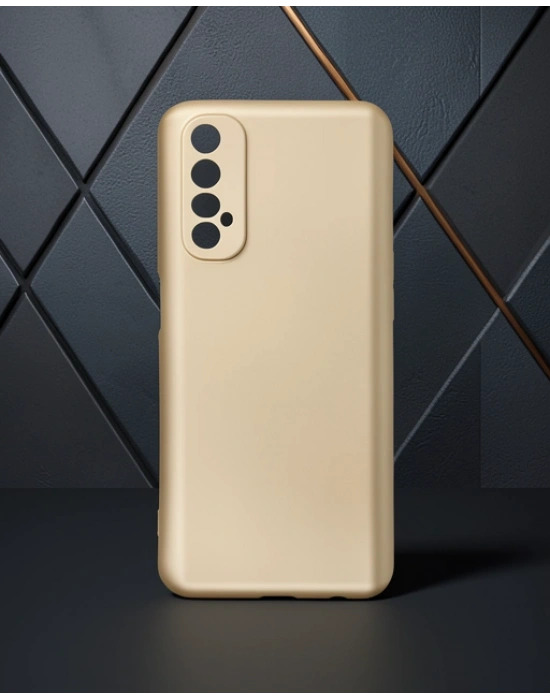 Realme 7 Kılıf First Silikon - Gold