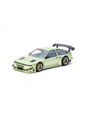 1/64 Model Araç
