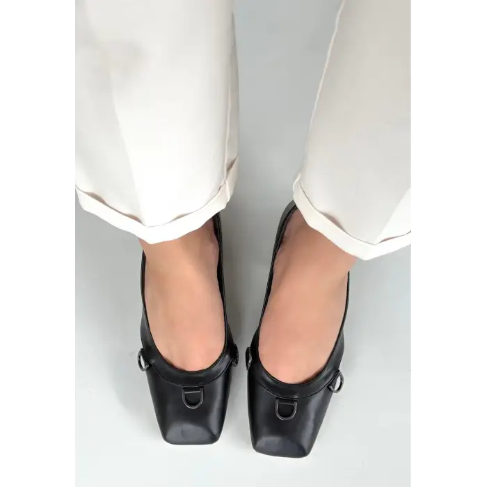 Cande Siyah Cilt Topuklu Ayakkabı