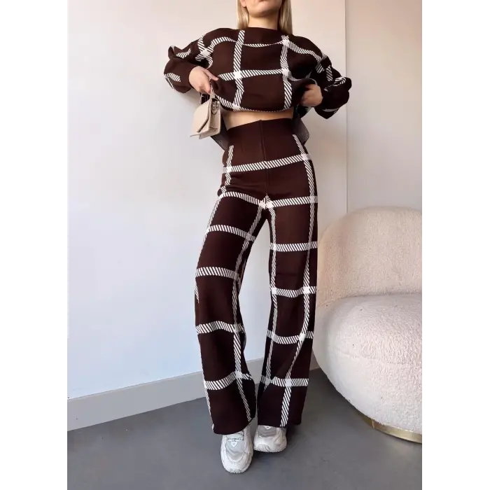 Ekoseli triko takım kahvebeyaz