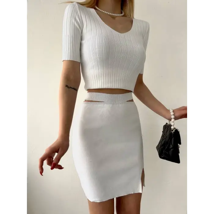 Etekli triko takım beyaz t23107